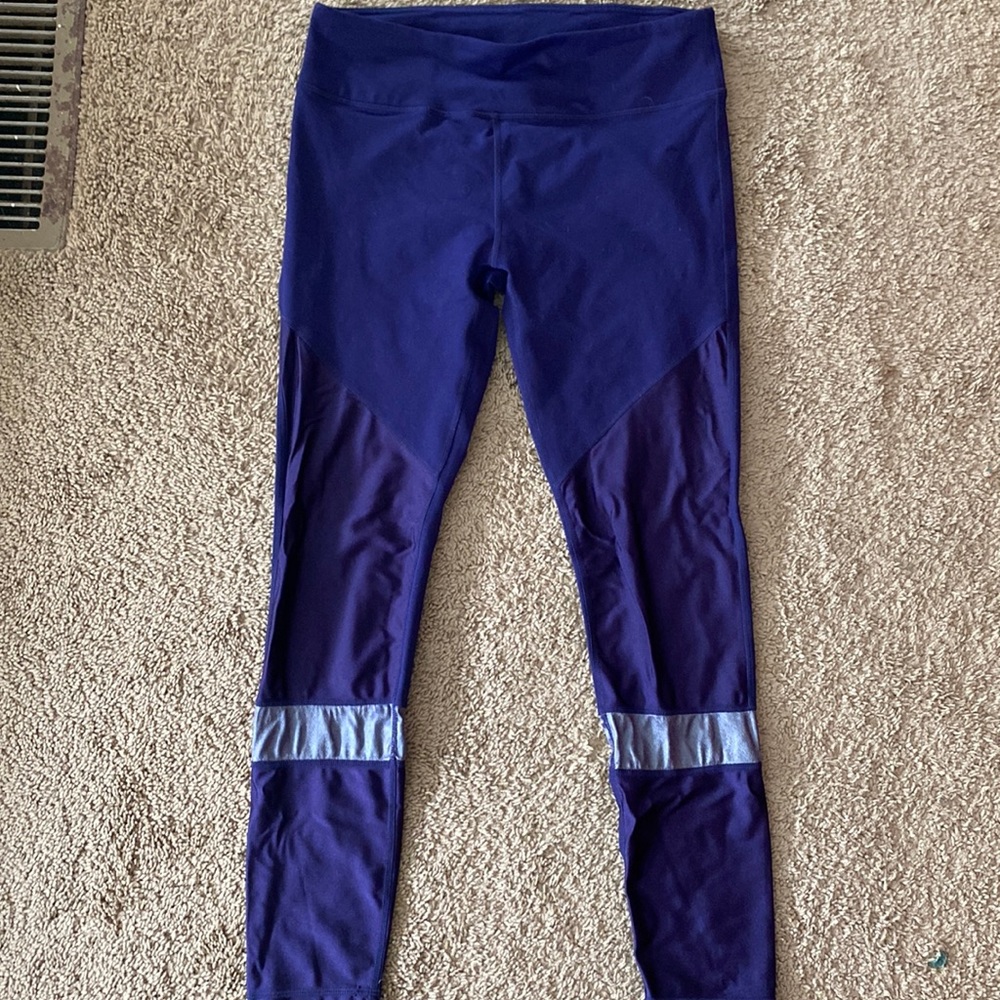 Purple Fabletics Leggings